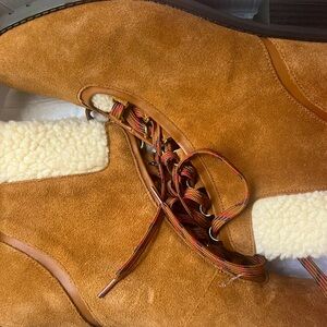 crown & ivy Brown Suede Winter Boots